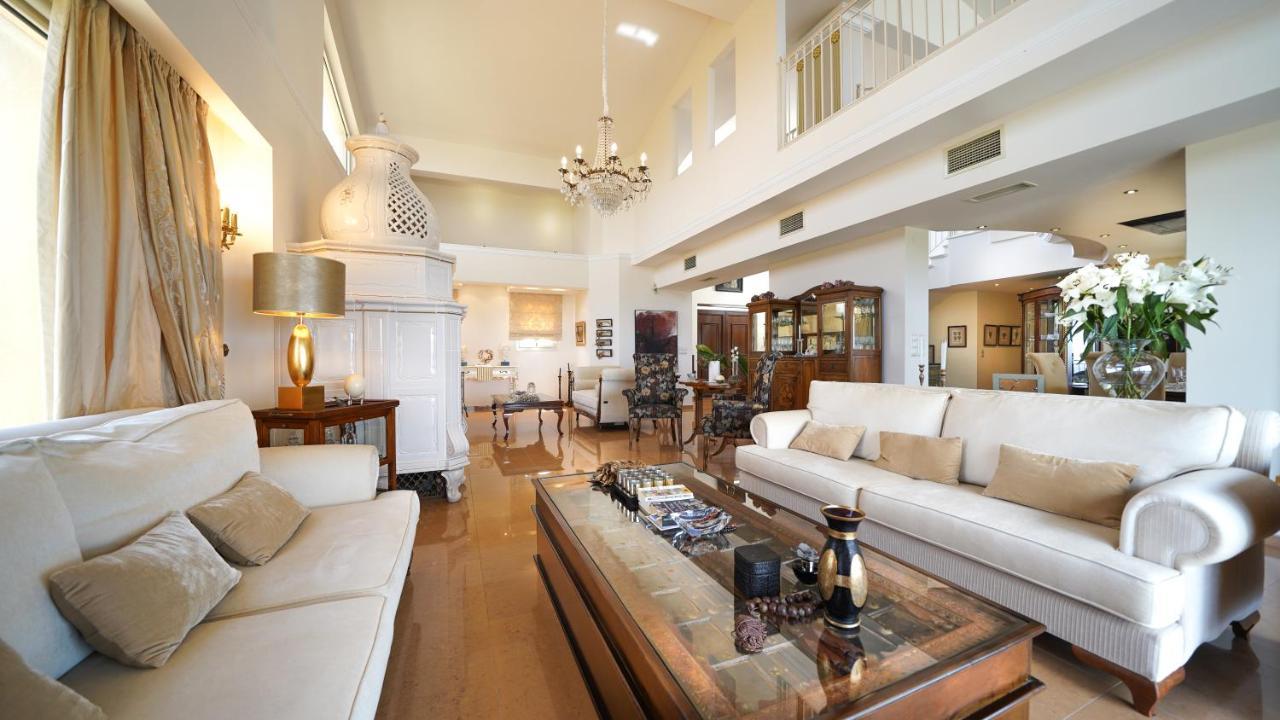 Luxury Villa Allure Dhafnes Екстериор снимка