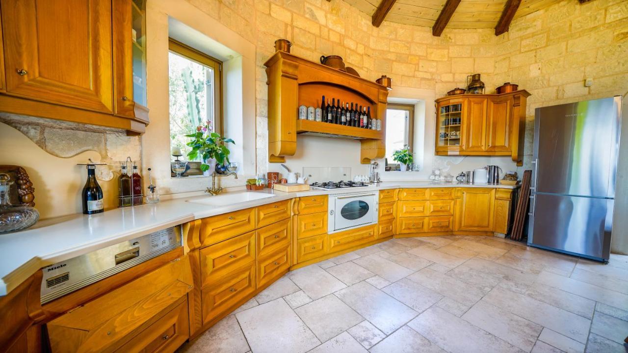 Luxury Villa Allure Dhafnes Екстериор снимка