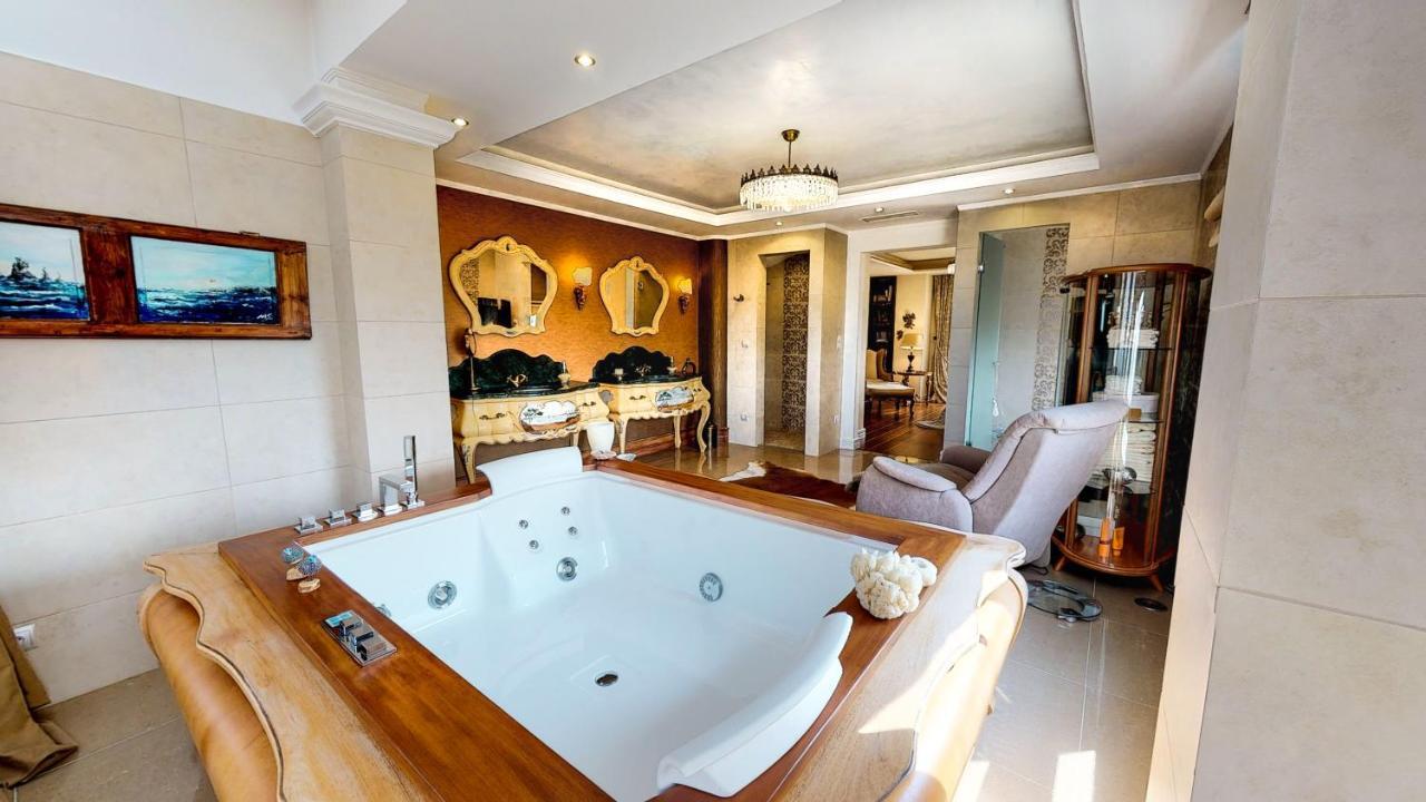 Luxury Villa Allure Dhafnes Екстериор снимка