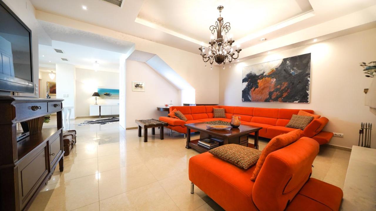 Luxury Villa Allure Dhafnes Екстериор снимка