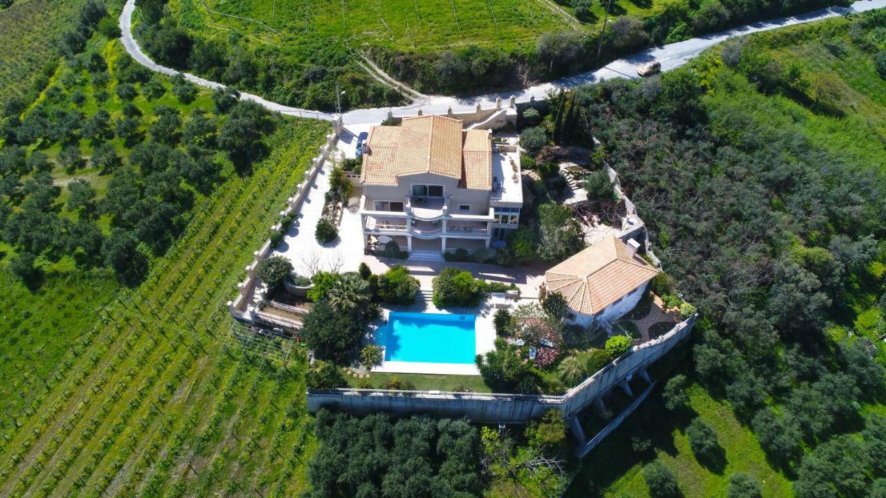 Luxury Villa Allure Dhafnes Екстериор снимка