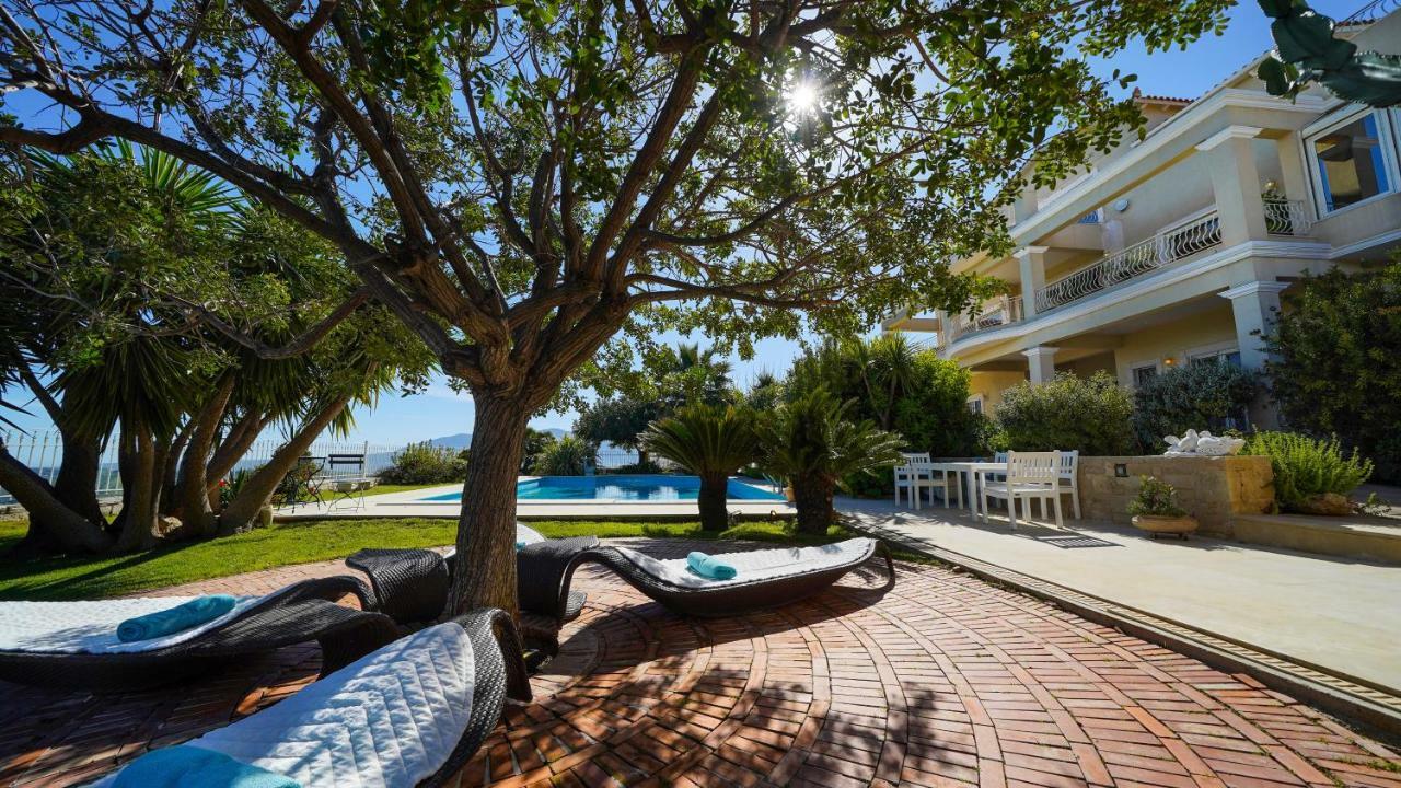 Luxury Villa Allure Dhafnes Екстериор снимка