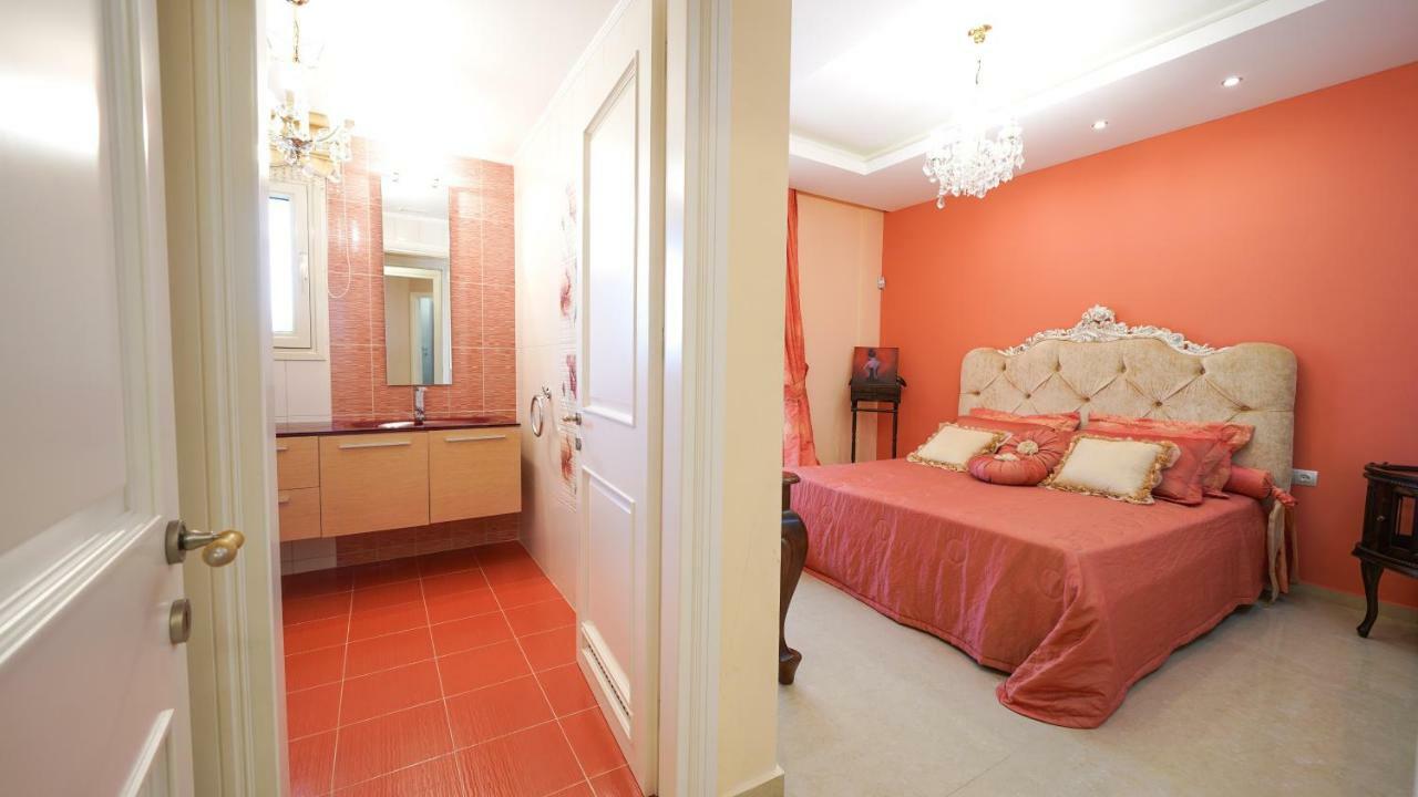 Luxury Villa Allure Dhafnes Екстериор снимка