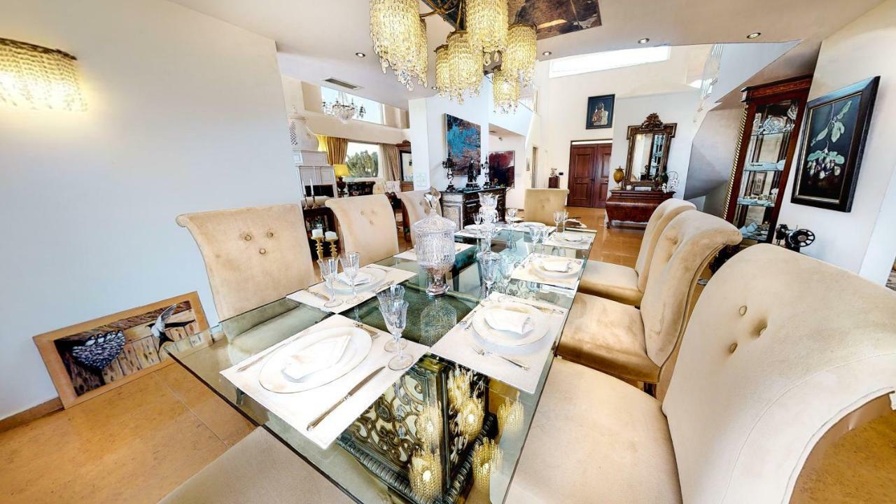Luxury Villa Allure Dhafnes Екстериор снимка